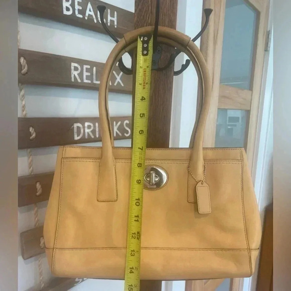 Vtg Coach Classic Madeline Tote Satchel Handbag Beige/Yellow Great Condition - Picture 7 of 12